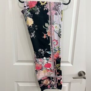 Victoria's Secret Dark Floral Leggings